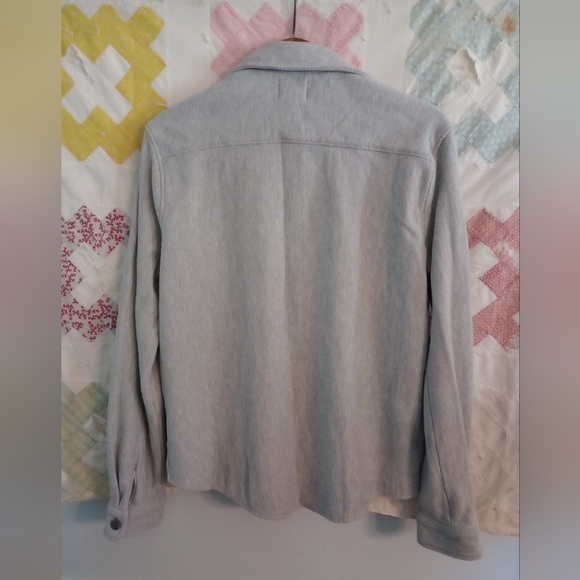 Mutual Weave knit button-down shirt/jacket - Picture 5 of 5